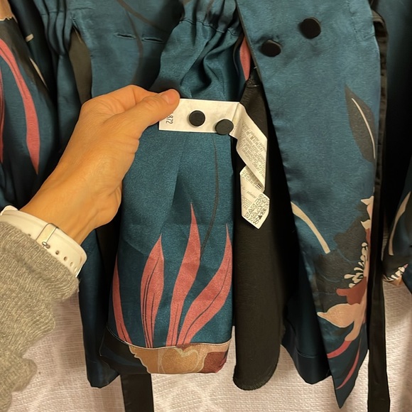 Zara Satin Effect Floral Robe and trousers set - Picture 8 of 10